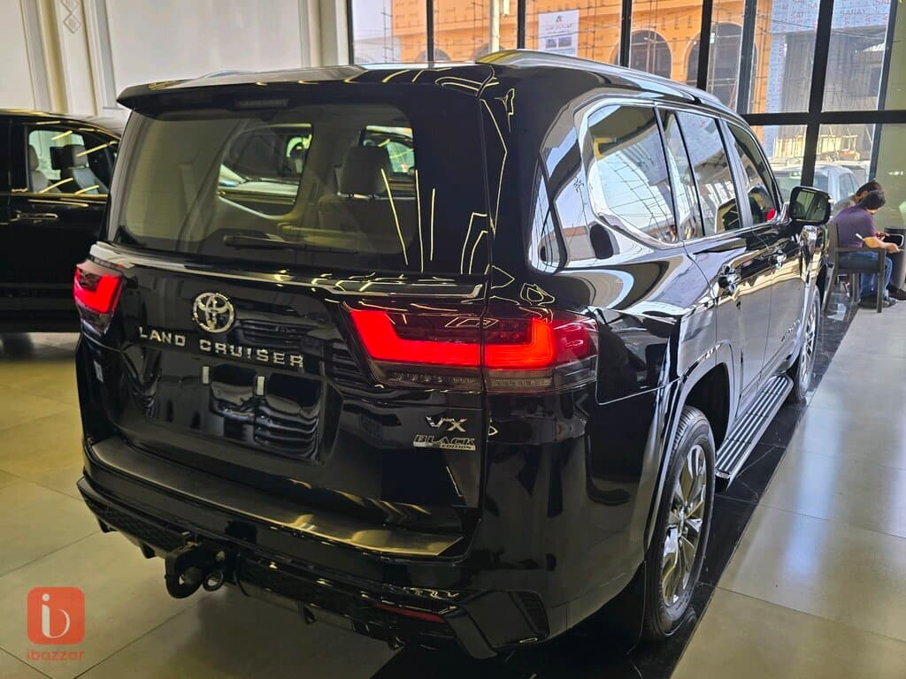 Toyota Land Cruiser VX 5
