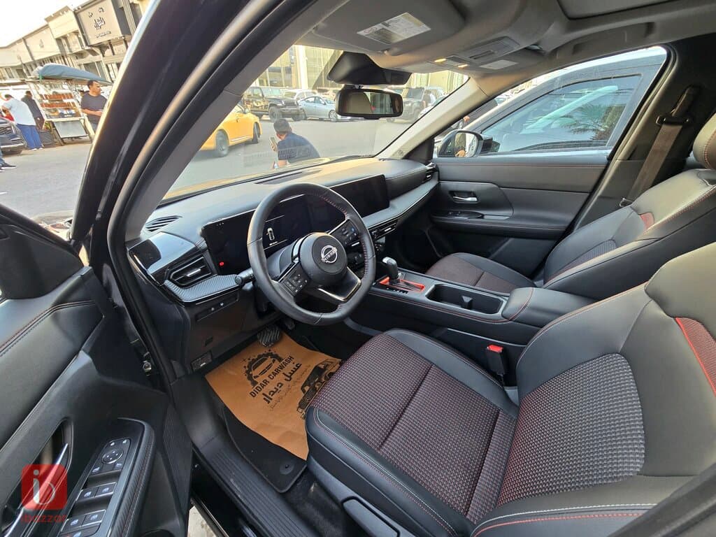 Nissan Kicks SR 8