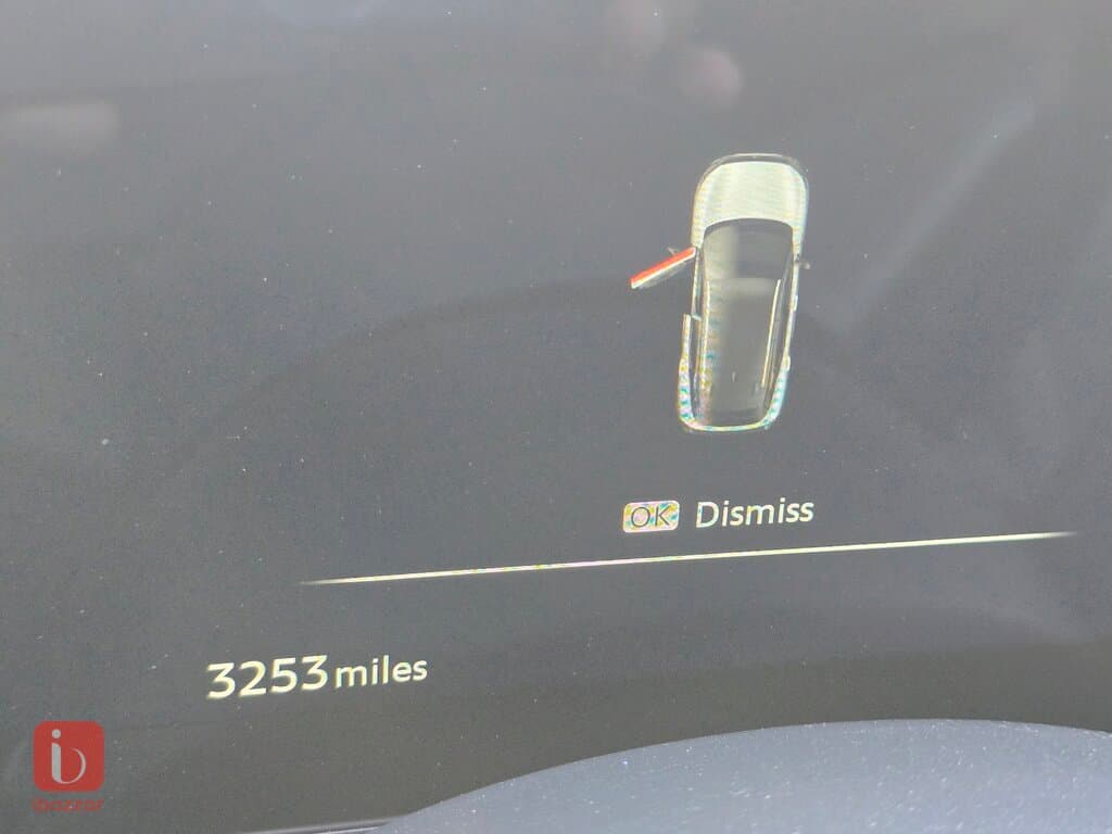 Nissan Kicks SR 10