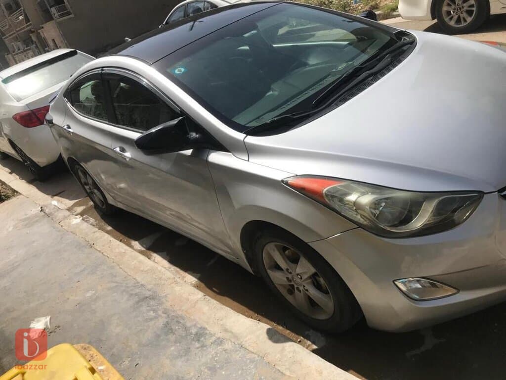 Hyundai Elantra 3
