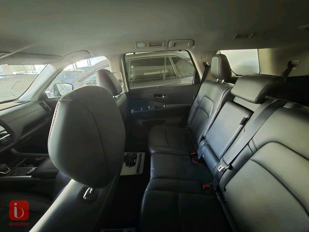 Nissan Pathfinder SL 4
