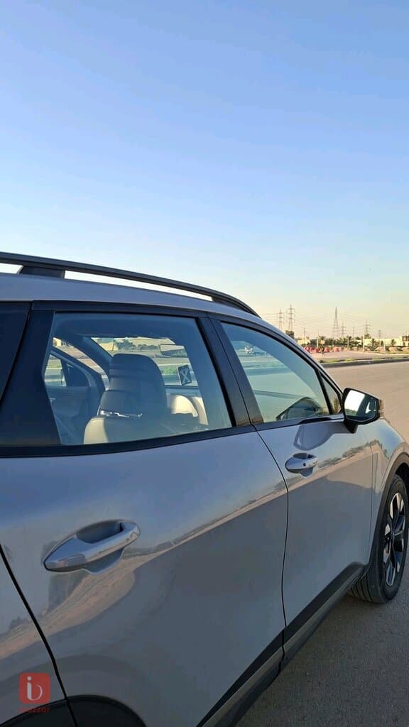 KIA Sportage EX 8