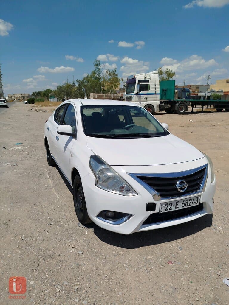 Nissan Sunny 1