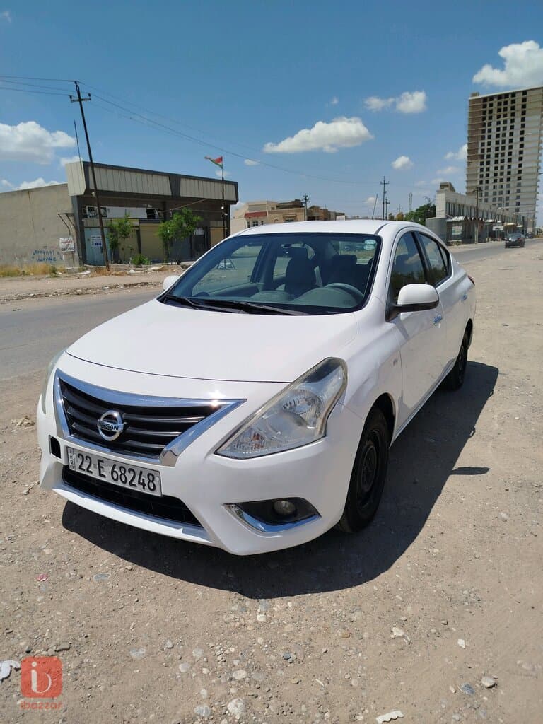 Nissan Sunny 3
