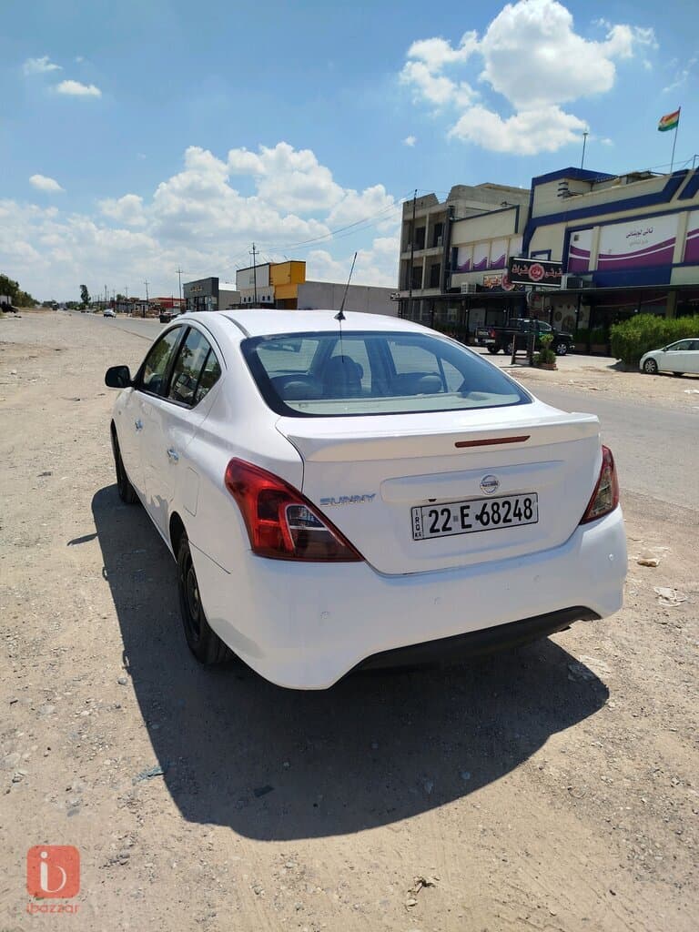 Nissan Sunny 9