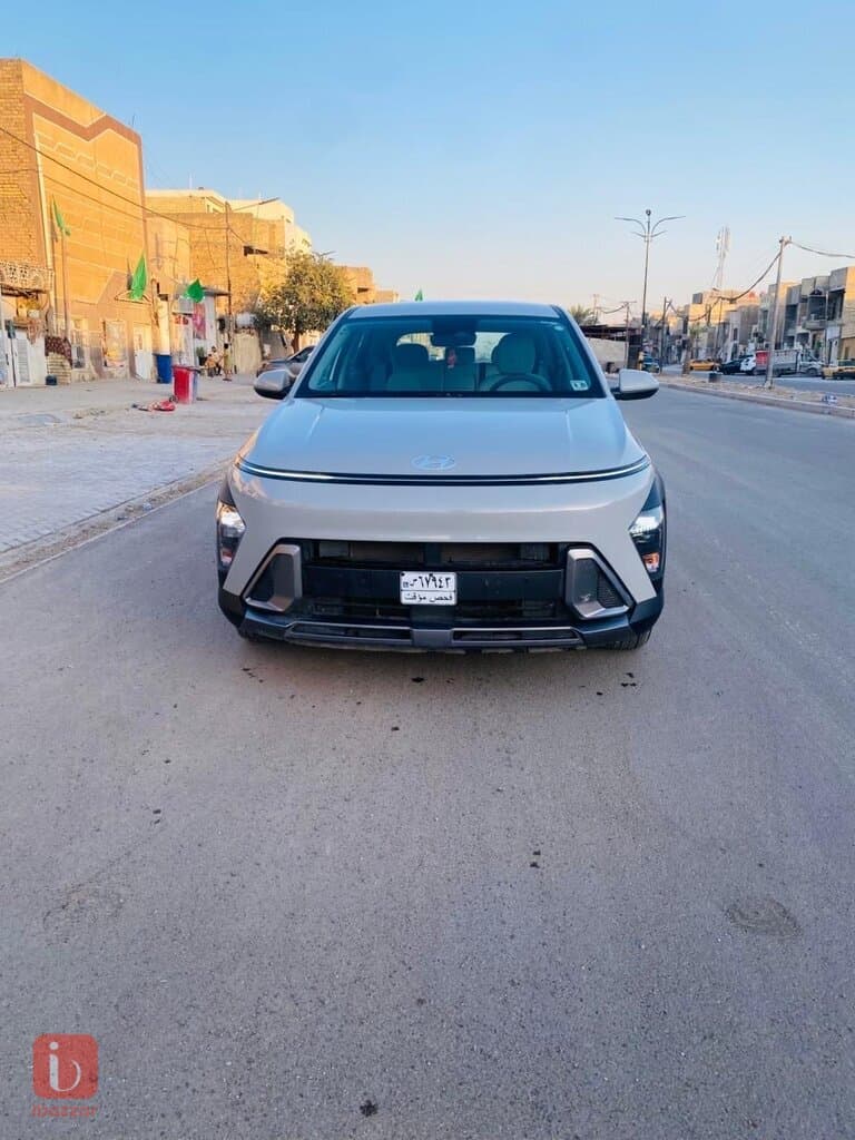Hyundai Kona 2.0 I4 FWD 12