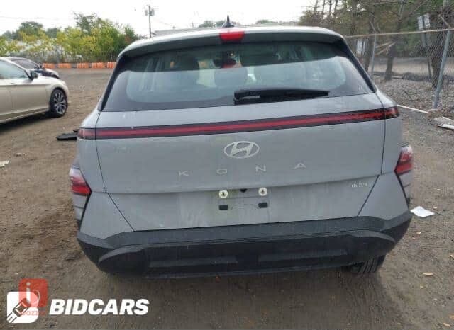 Hyundai Kona 2.0 I4 FWD 17