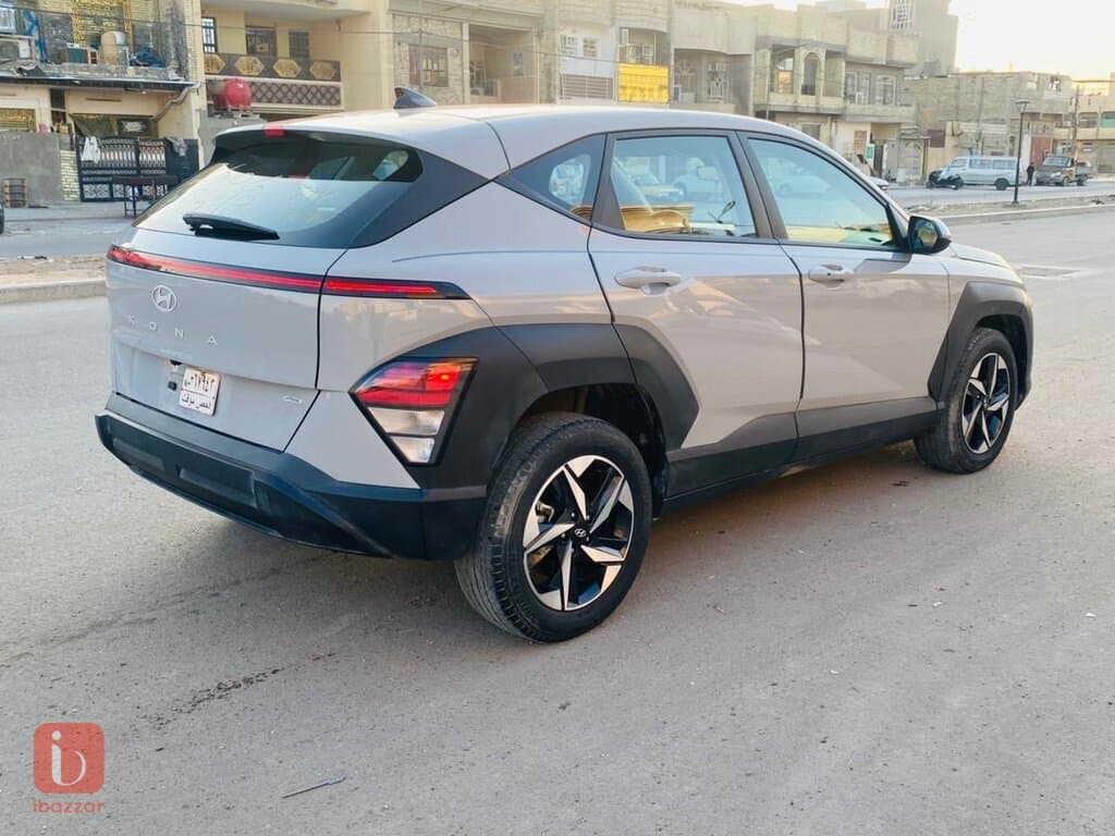 Hyundai Kona 2.0 I4 FWD 6