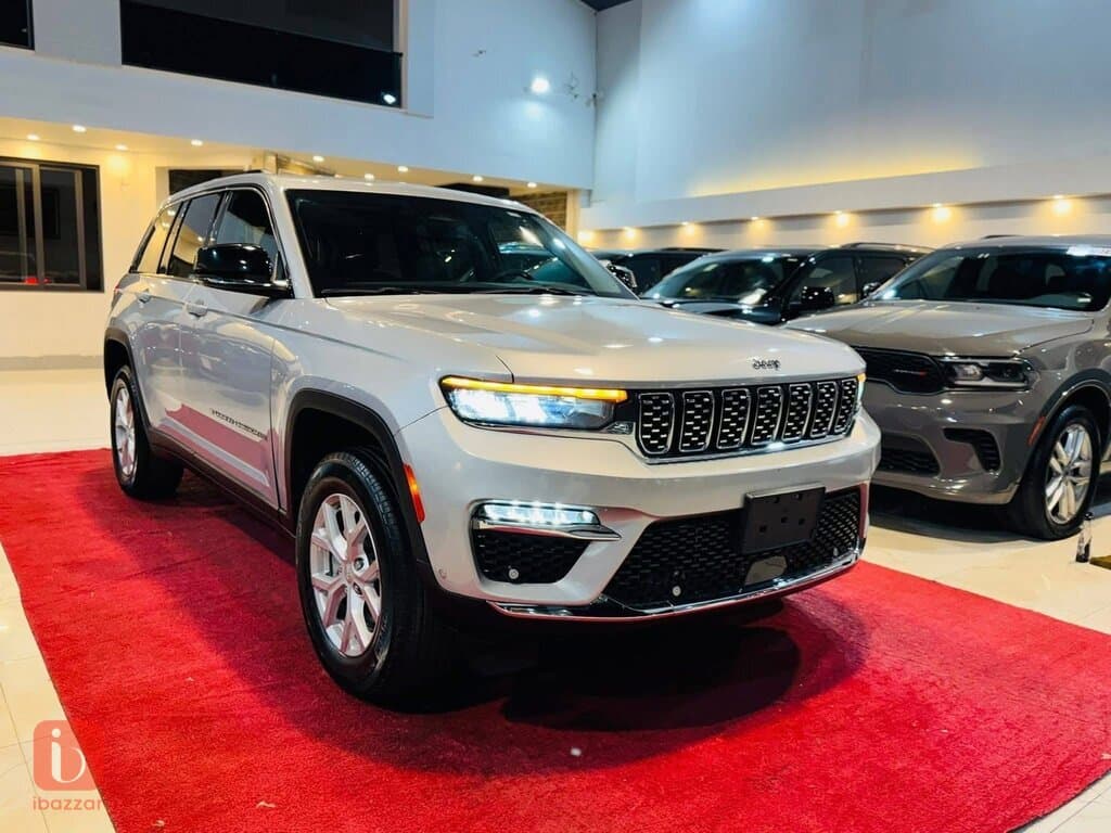 Jeep Grand Cherokee Limited — photo 9