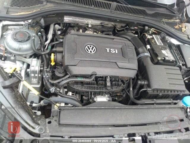 Volkswagen Jetta GLI 14