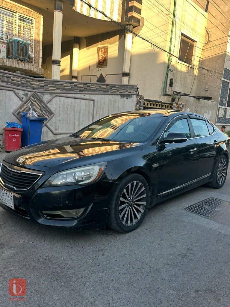 KIA Cadenza 1