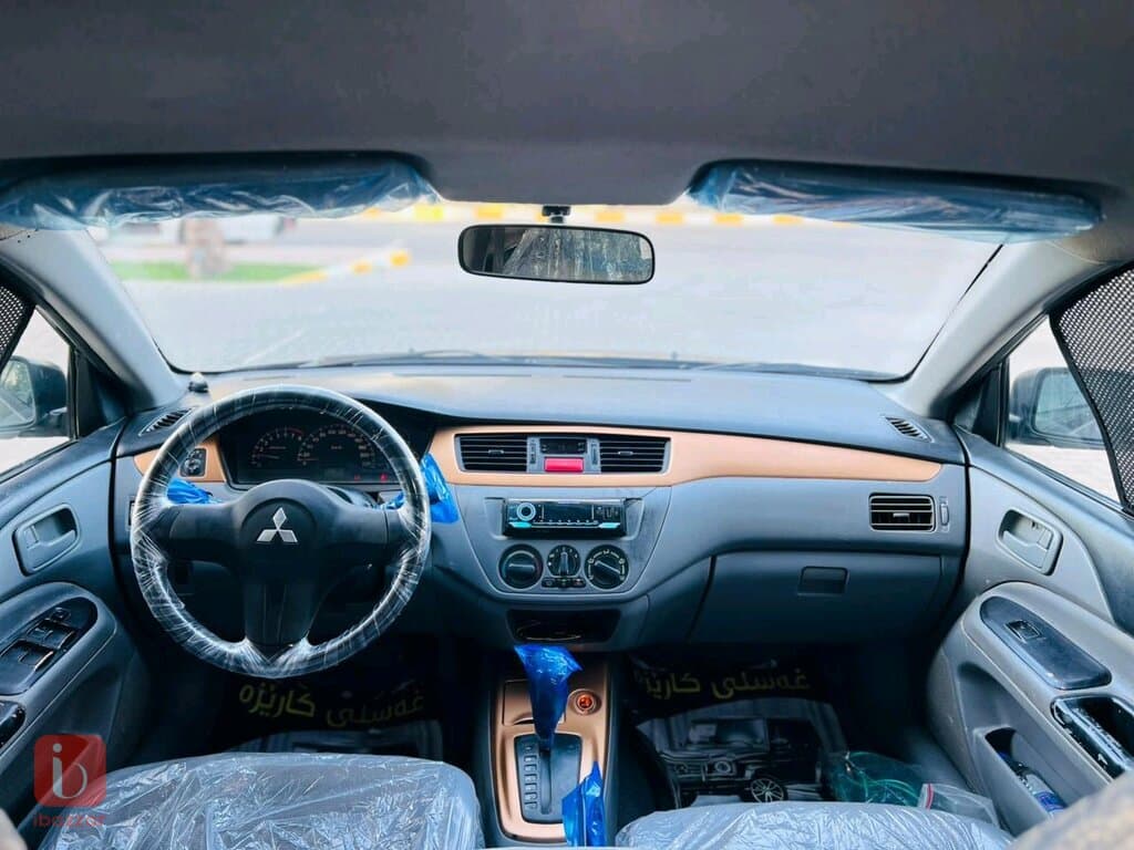 Mitsubishi Lancer 8