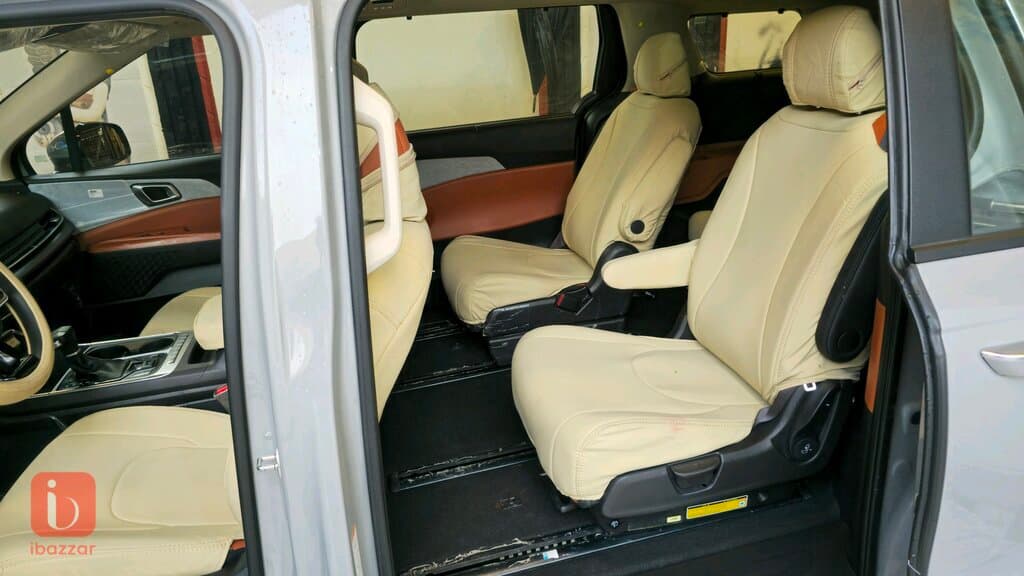 KIA Carnival 14