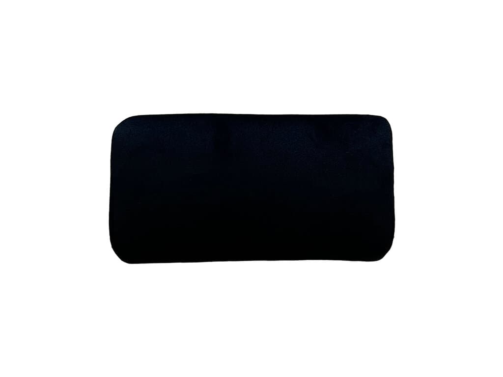 Ari Gaming Pillow Under Foot