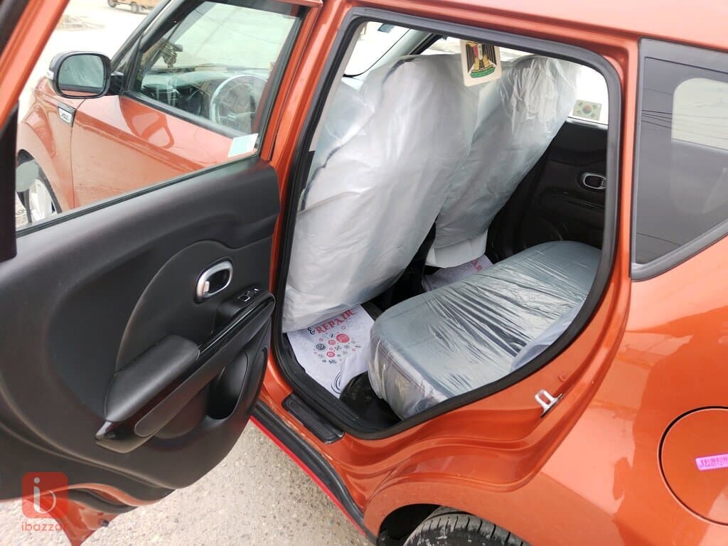 KIA Soul EX 5
