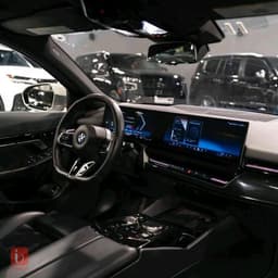بي ام دبليو السلسلة-5 530i — photo 8