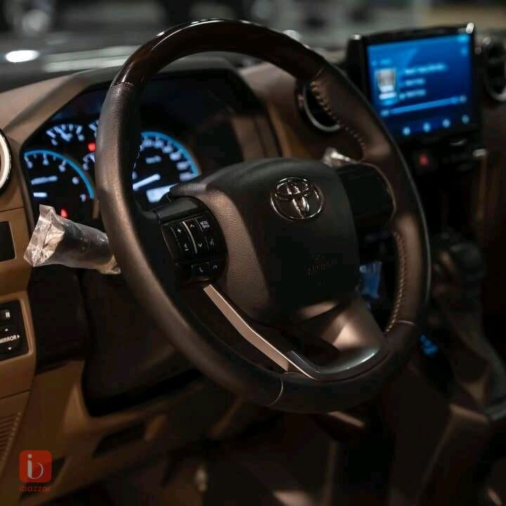 Toyota — photo 8