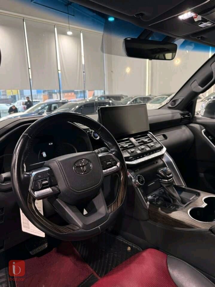 Toyota Land Cruiser VXR Twin Turbo 7