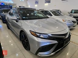 Toyota Camry XSE — photo 2