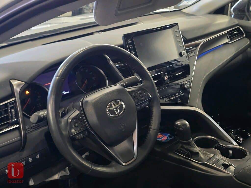 Toyota Camry XSE — photo 7