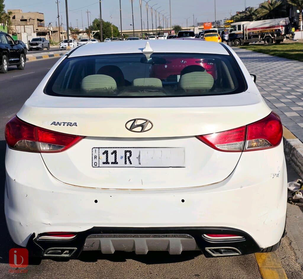 Hyundai Elantra GLS 6