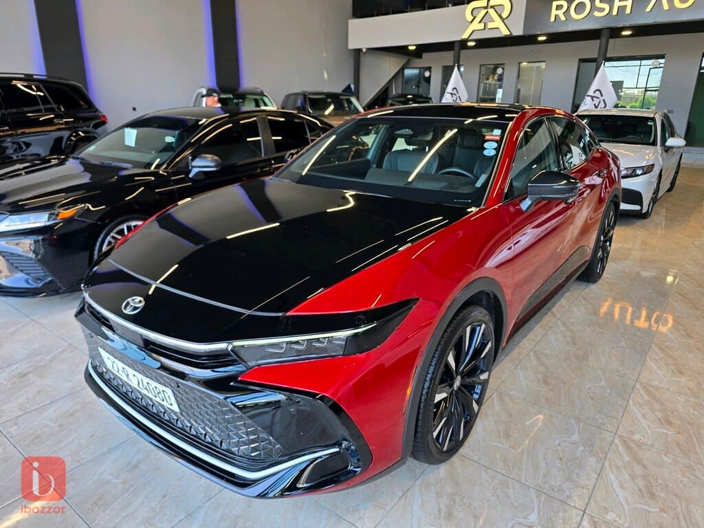 Toyota Crown Platinum 3
