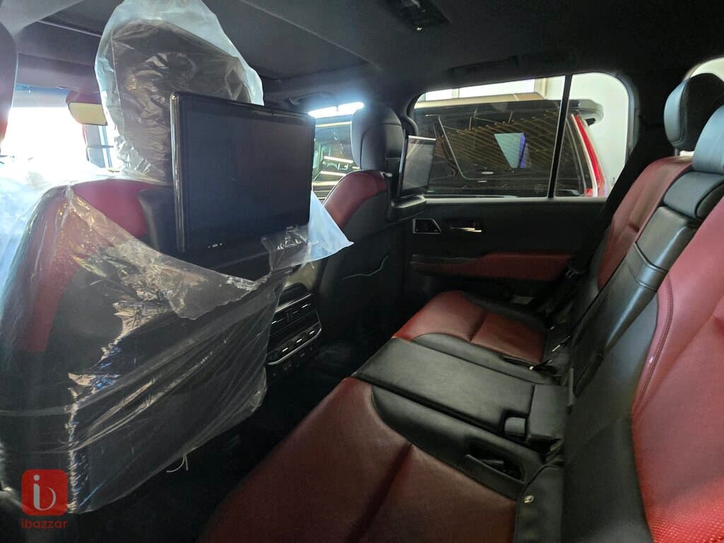 Toyota Land Cruiser VXR 5