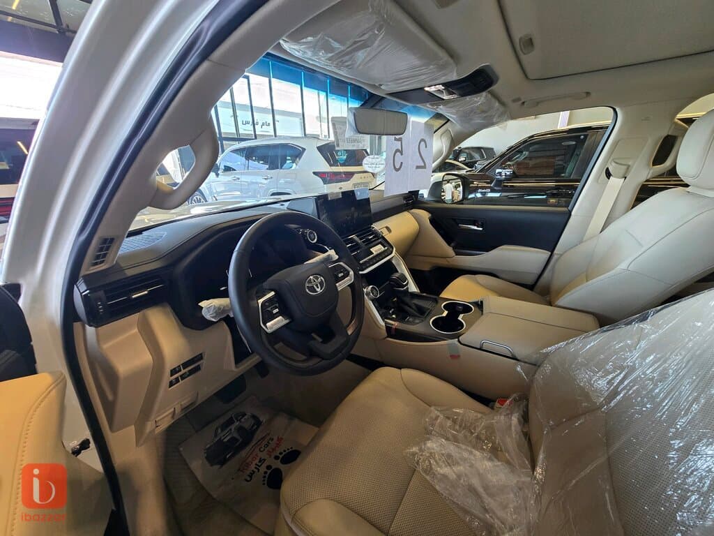 Toyota Land Cruiser GXR 6