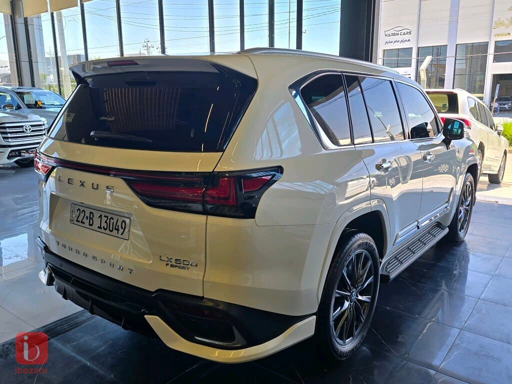 Lexus LX600 F Sport 5