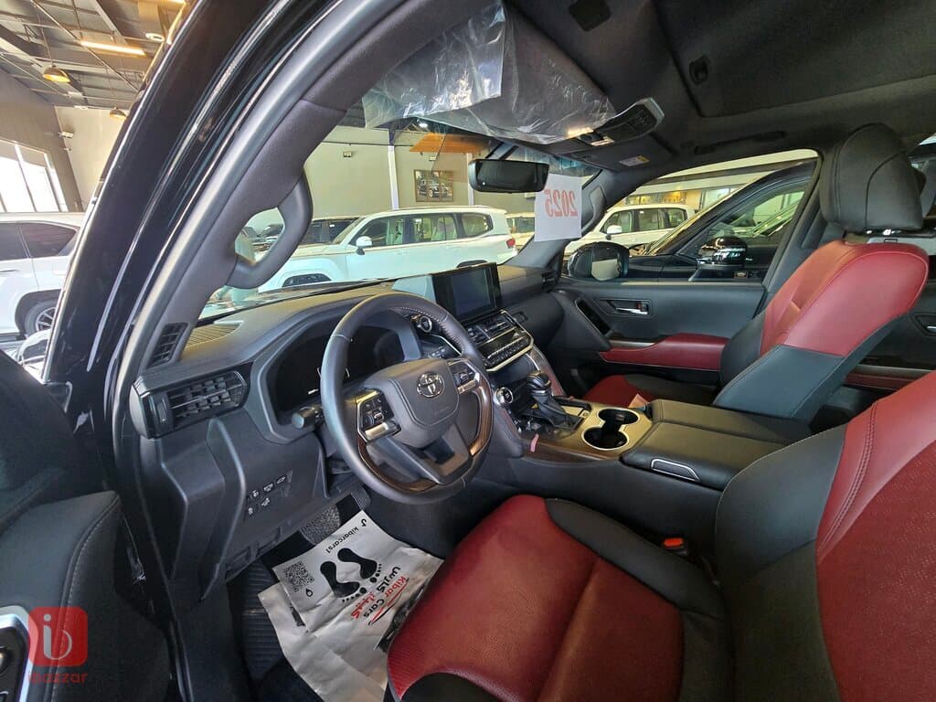 Toyota Land Cruiser GXR 6
