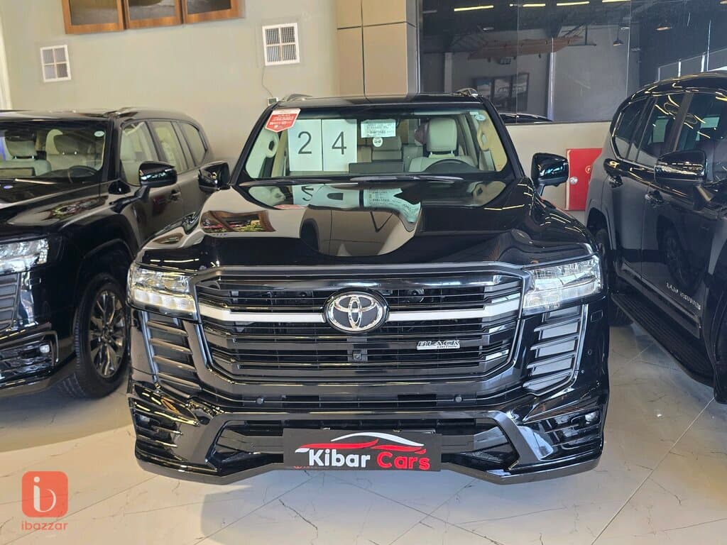 Toyota Land Cruiser GXR 1