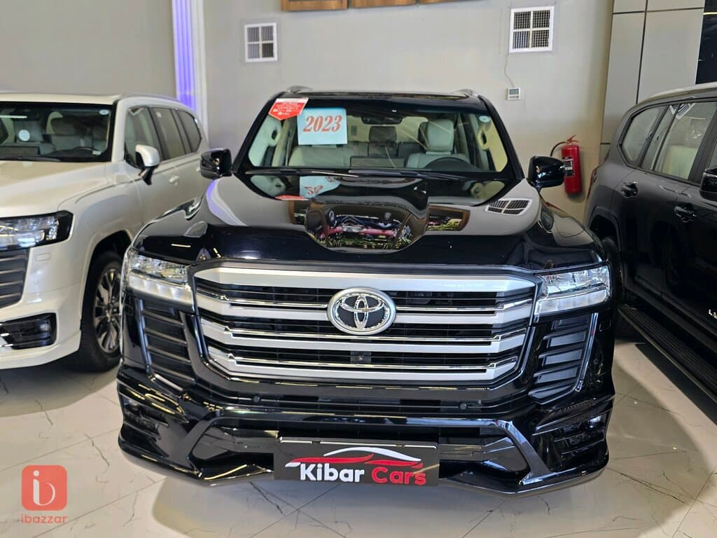 Toyota Land Cruiser GXR Limited 1