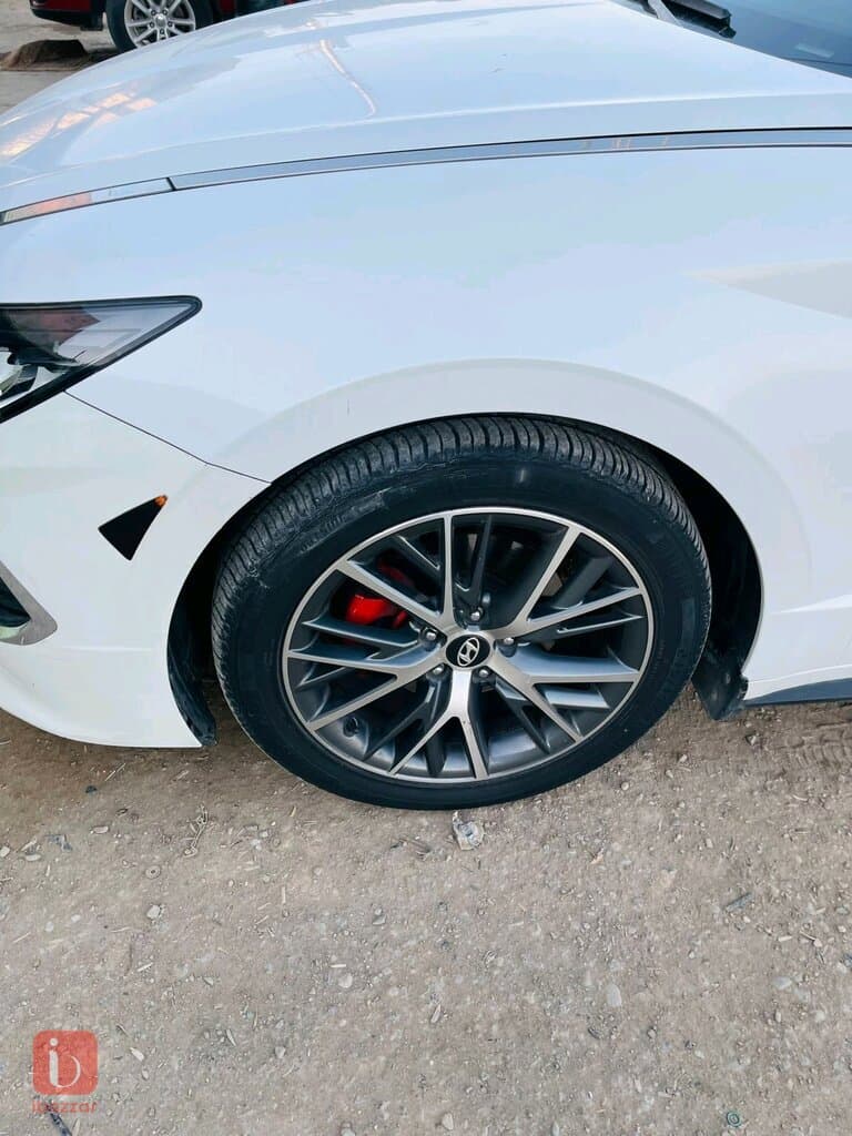 Hyundai Sonata 2