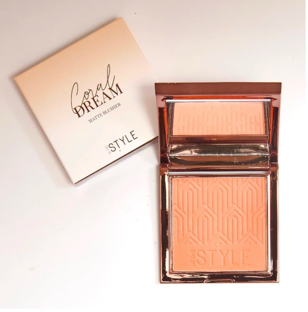 In The Style UK Makeup Mystery Bundle 5  pieces 🇬🇧 8