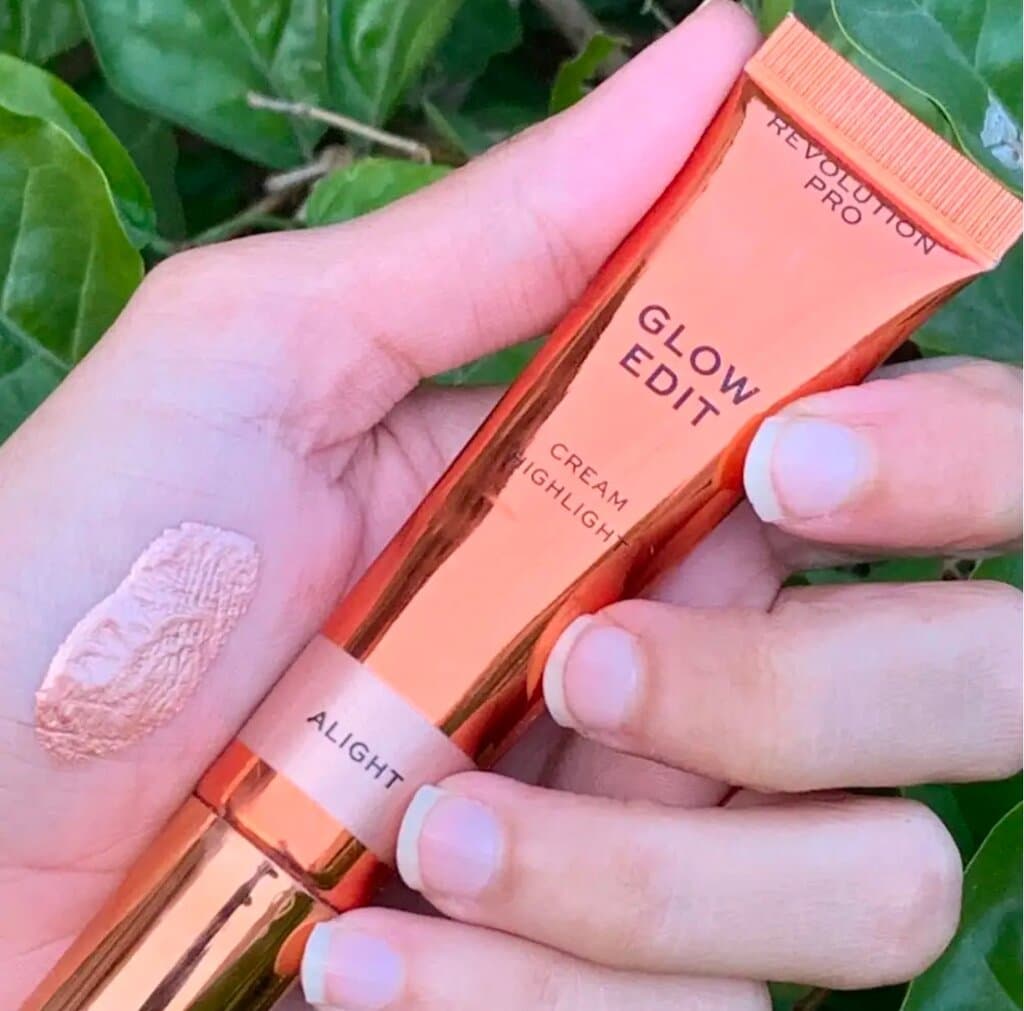 Revolution Glow Edit Cream Highlighter – Alight 2