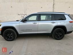 Jeep Grand Cherokee Black Top — photo 5