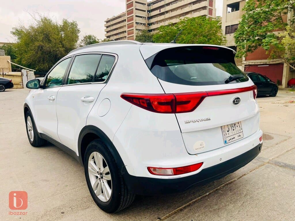 KIA Sportage — photo 2