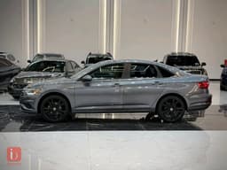 Volkswagen Jetta — photo 4