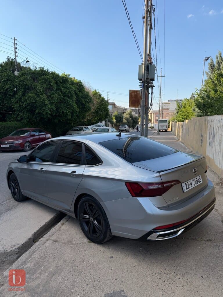 Volkswagen Jetta S — photo 12