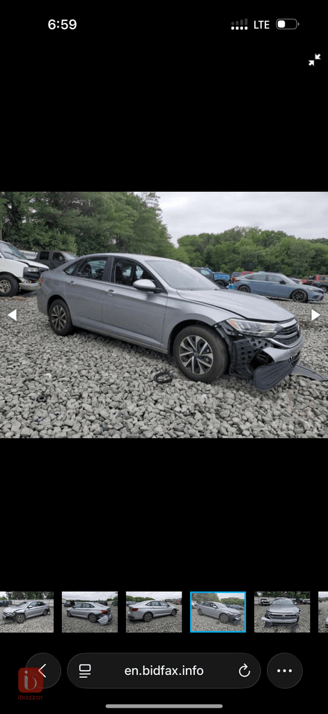 Volkswagen Jetta S — photo 9