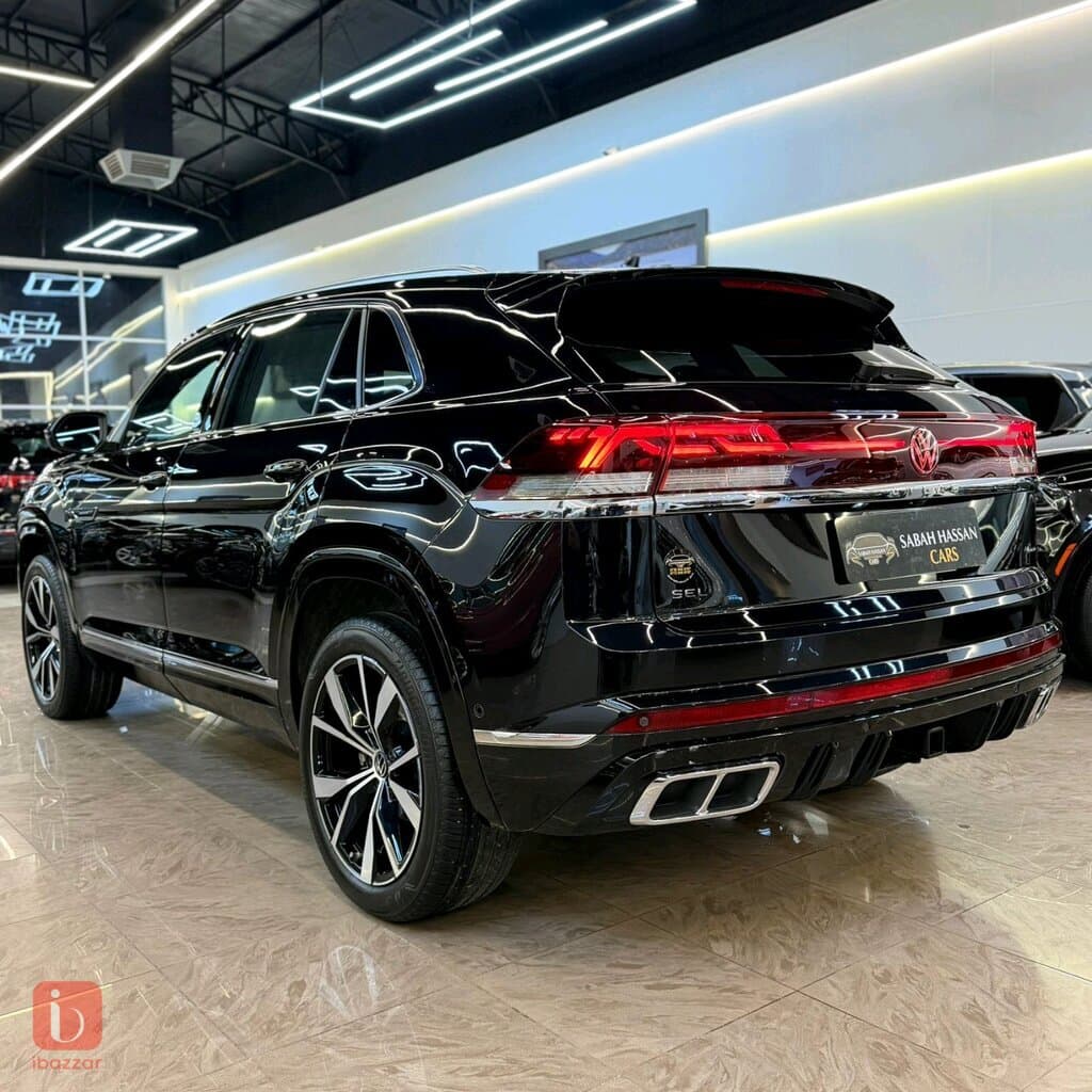 Volkswagen Atlas SEL R-Line — photo 6