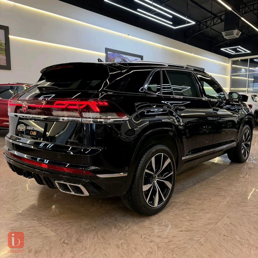 Volkswagen Atlas SEL R-Line — photo 8