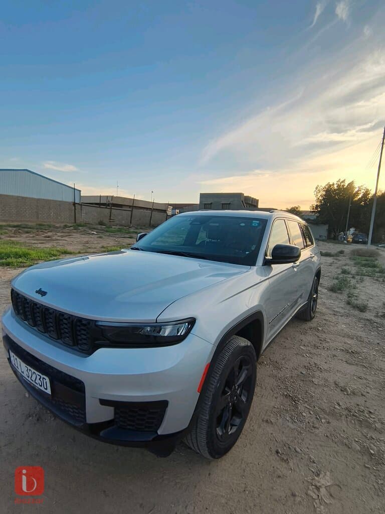 جيب جراند شيروكي Laredo — photo 15