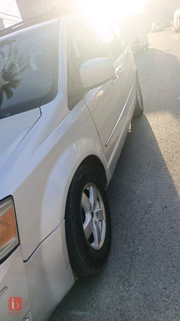 Dodge Caravan Standard — photo 6