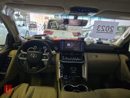 Toyota Land Cruiser GXR Limited — photo 5
