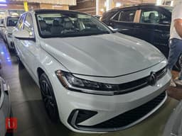 Volkswagen Jetta SE — photo 2