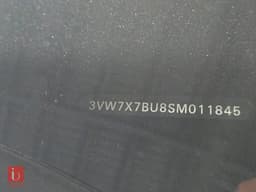 Volkswagen Jetta SE — photo 10