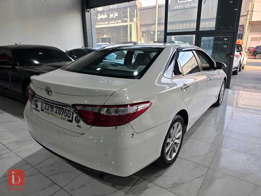 Toyota Camry GL — photo 4