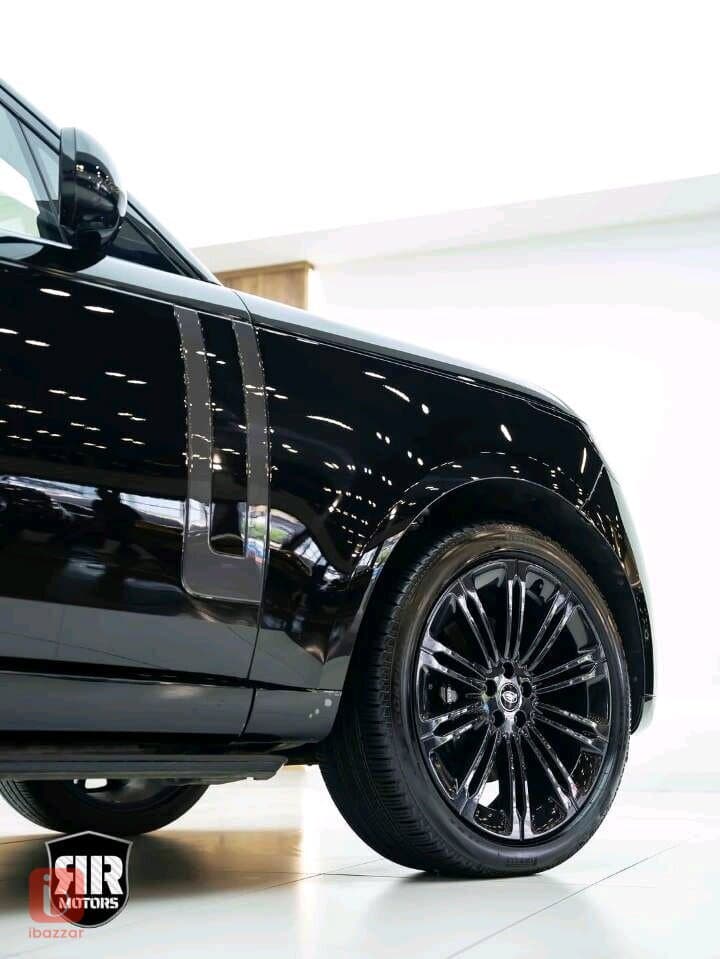 Land Rover Range Rover Vogue — photo 3