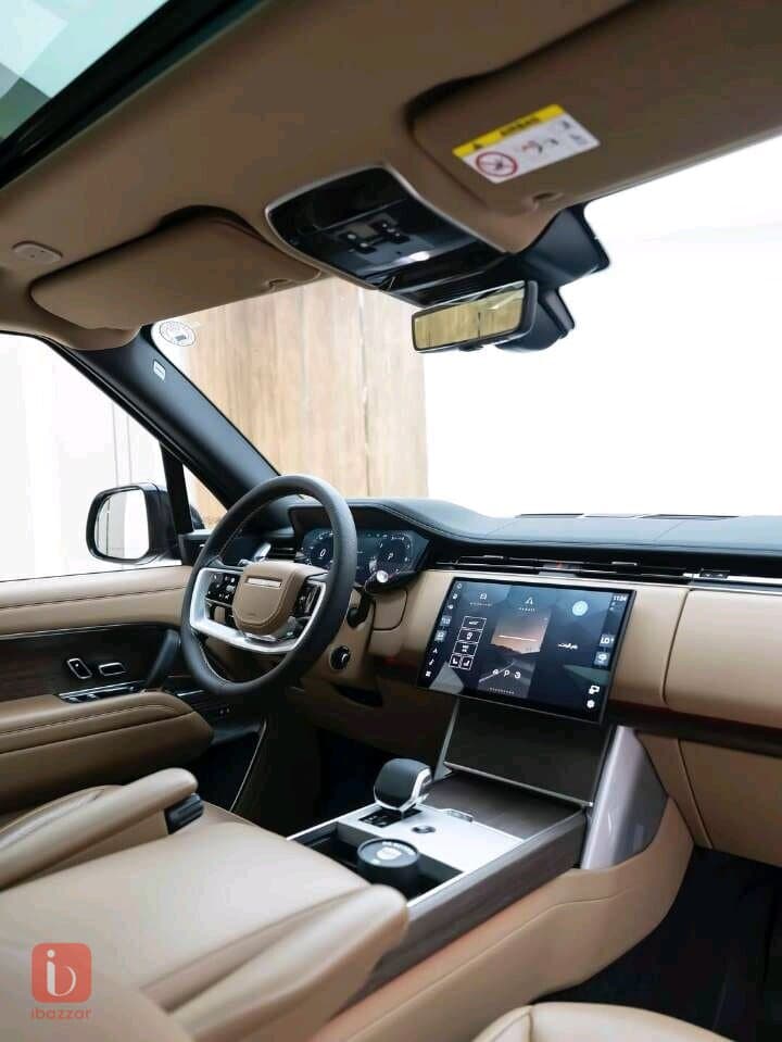 Land Rover Range Rover Vogue — photo 10